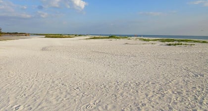 Bella Lago 122 2 Bedroom Condo