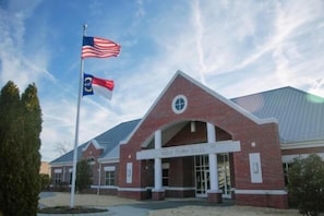 Exterior - Roadway Inn (Troy)