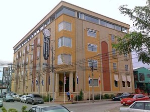 Front of property - Hotel Gran Mediterraneo (San Pedro Sula)