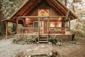 Cabin, 2 Bedrooms | Exterior