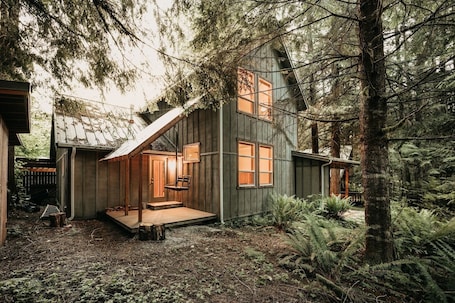 Cabin, 3 Bedrooms | Exterior