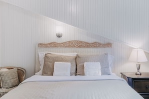 Cabin, 2 Bedrooms | 2 bedrooms, free WiFi
