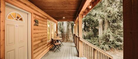 Cabin, 2 Bedrooms | Property grounds