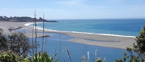 House, 3 Bedrooms | Beach/ocean view