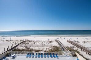 Beach - Gulf Tower 8b 2 Bedroom Condo by RedAwning (Gulf Shores)