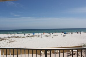 Condo, 1 habitación, balcón, frente al mar | Vista a la playa o el mar