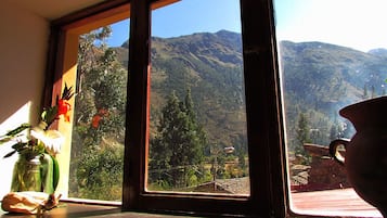 Exclusive Suite, 1 Queen Bed, Private Bathroom, Mountain View | View from room