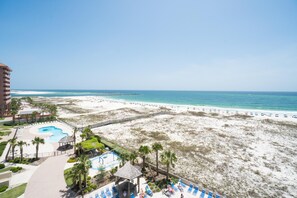 Condo, Multiple Beds (Fall Foliage Viewing at Mountain Musi) | Beach