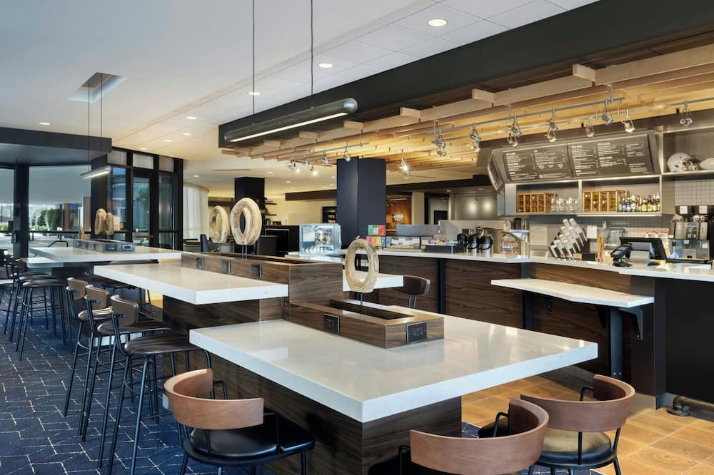 Courtyard by Marriott Redwood City