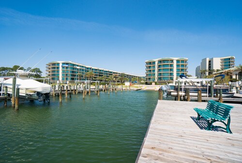 Phoenix on the Bay Unit 1222