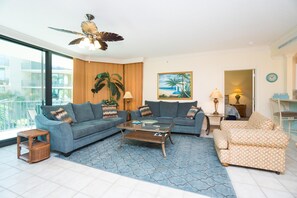 Condo, Multiple Beds (Phoenix on the Bay Unit 1222) | Living room
