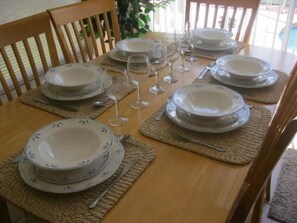 Standard Villa, 3 Bedrooms | In-room dining - Comfortable Villa Close by Theme Parks (Haines City)