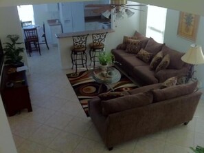 Standard House, 4 Bedrooms | Living area