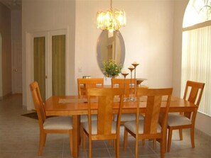 Standard Villa, 4 Bedrooms | In-room dining