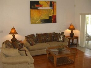 Standard Villa, 4 Bedrooms | Living area