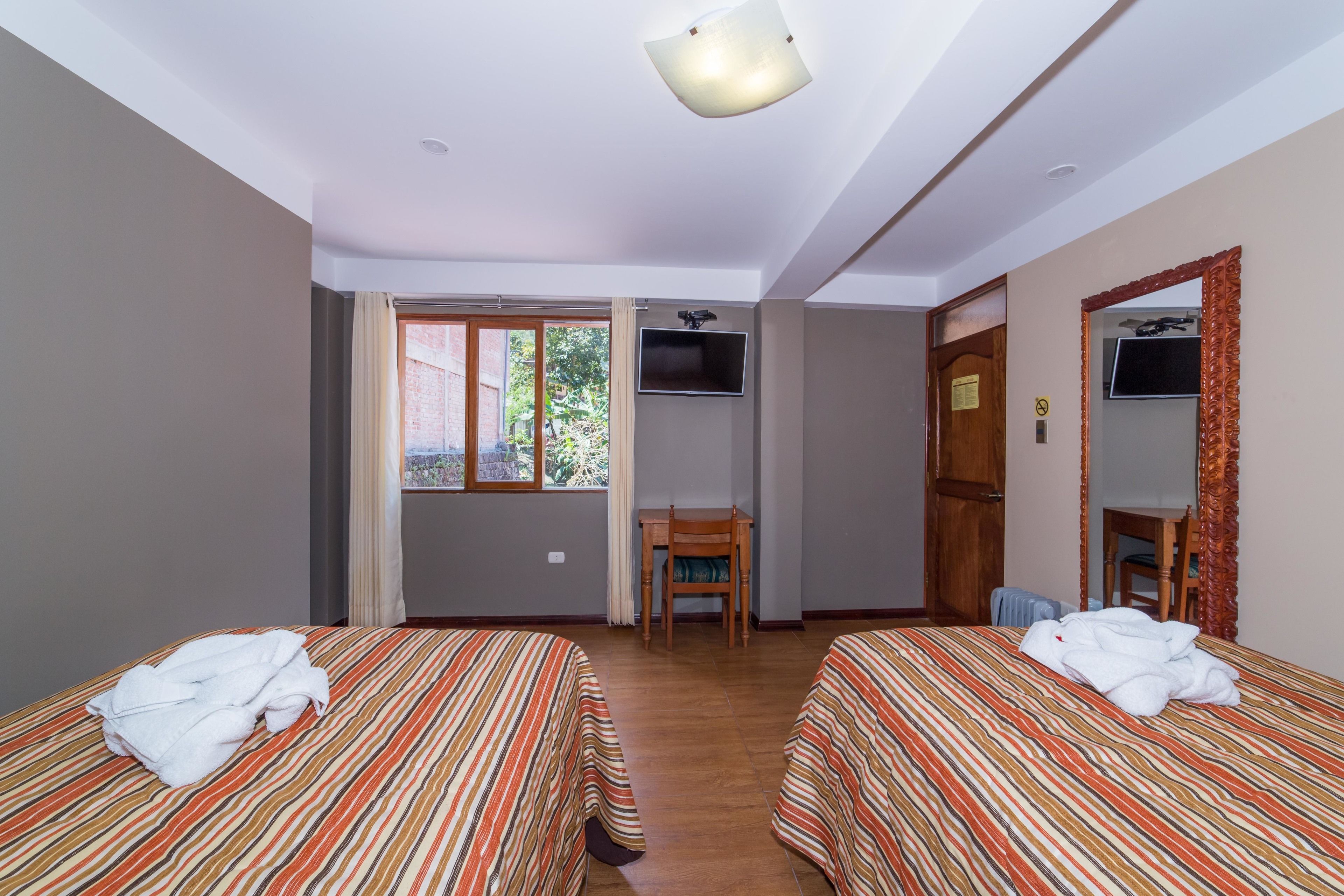 habitacion twin | in-room safe, free wifi, bed sheets