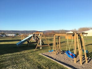 Children’s play area – outdoor