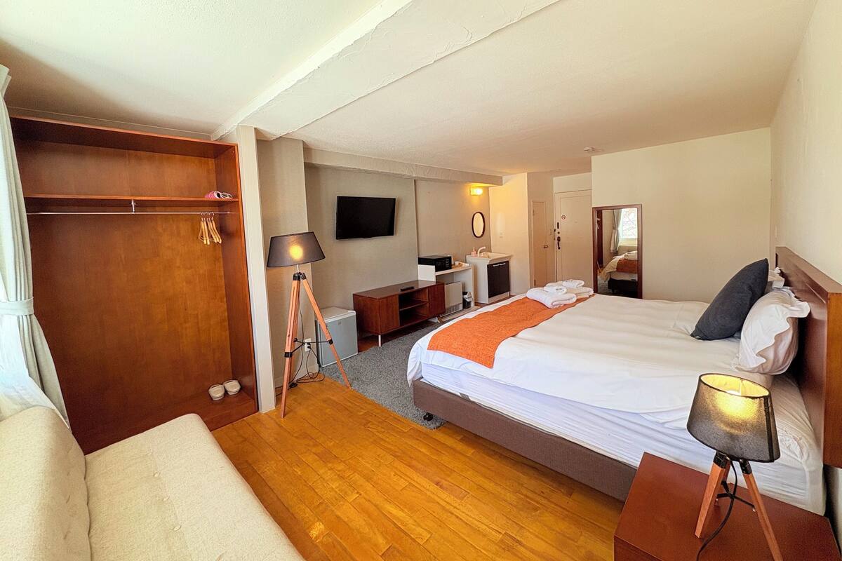 1 habitación y ropa de cama de alta calidad