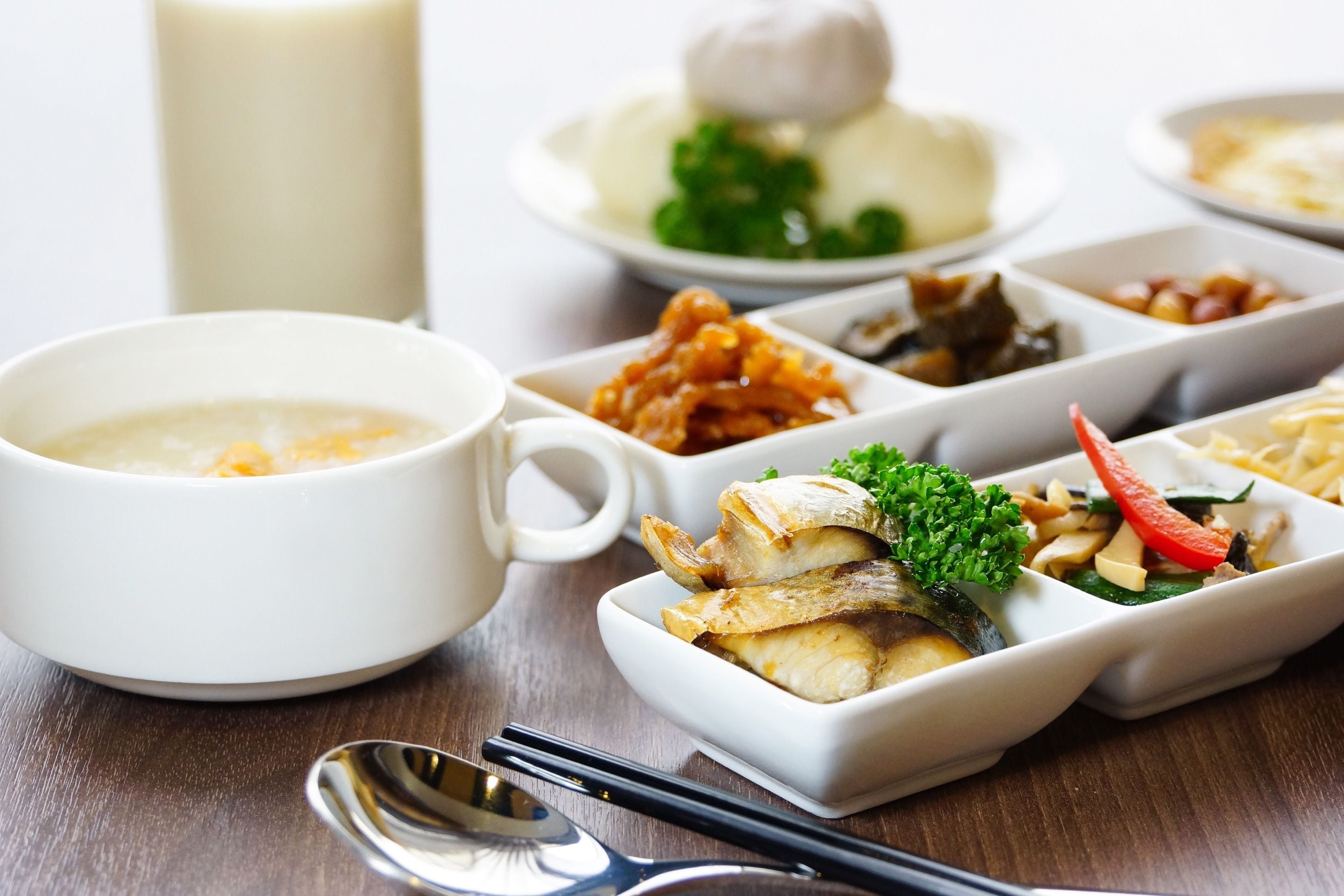 Daily buffet breakfast for a fee