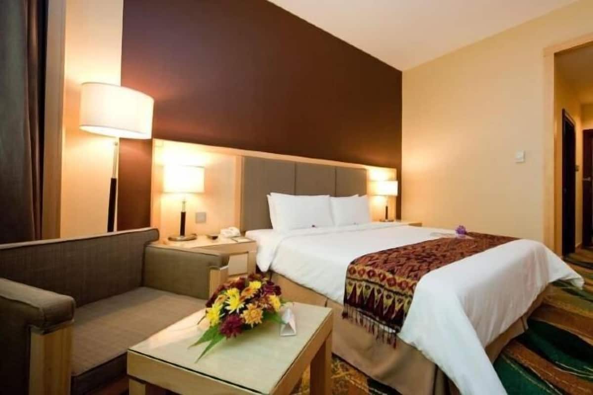 In-room safe, desk, blackout drapes, iron/ironing board