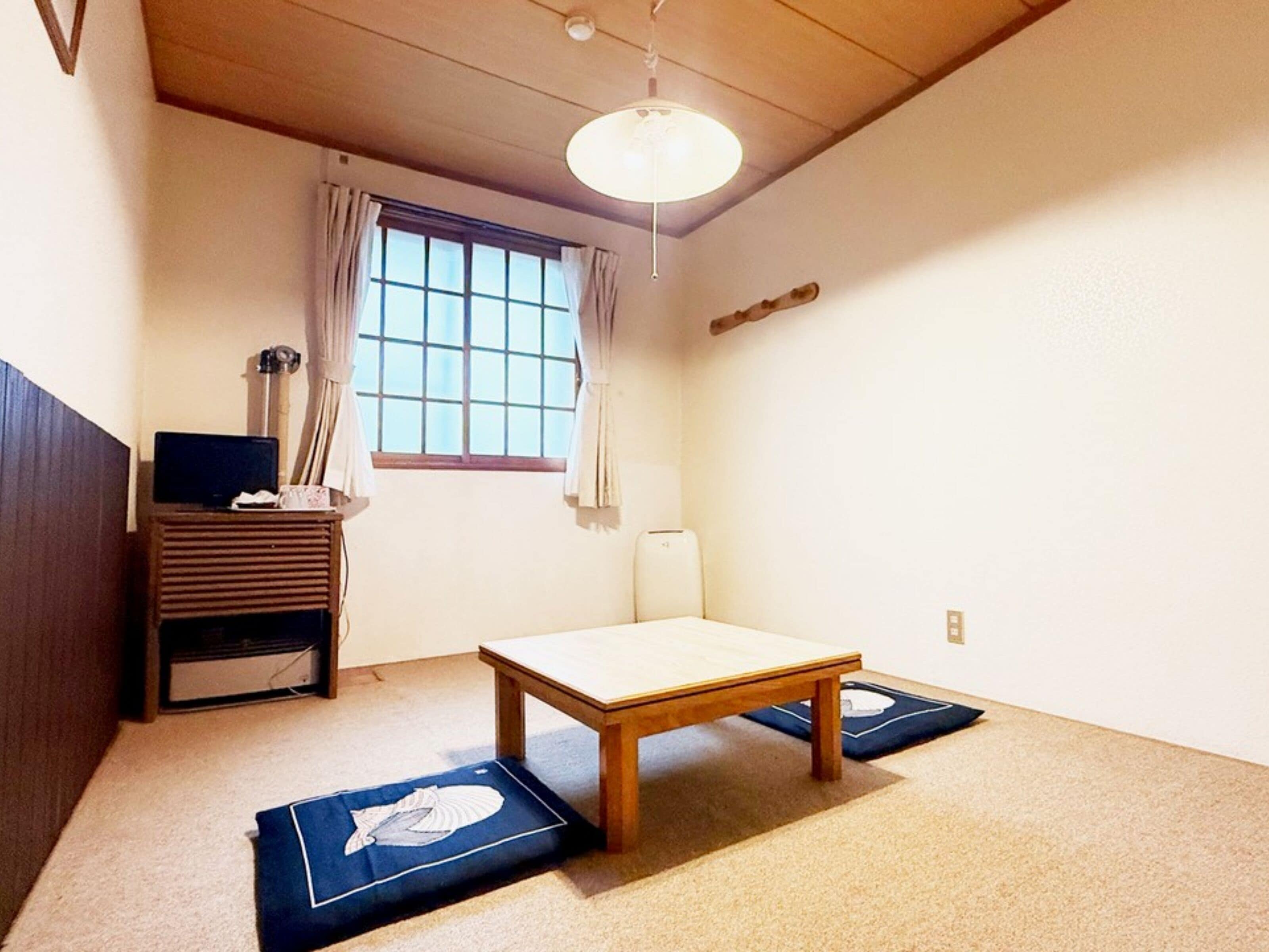 日式雙床房 | 免費無線上網、床單