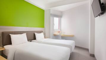 In-room safe, desk, free WiFi, bed sheets