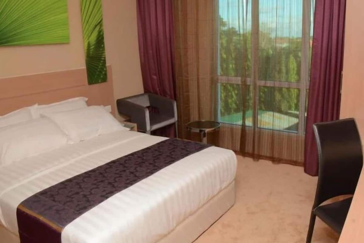 In-room safe, desk, iron/ironing board, rollaway beds
