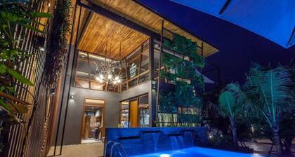 Loftmania Boutique Hotel