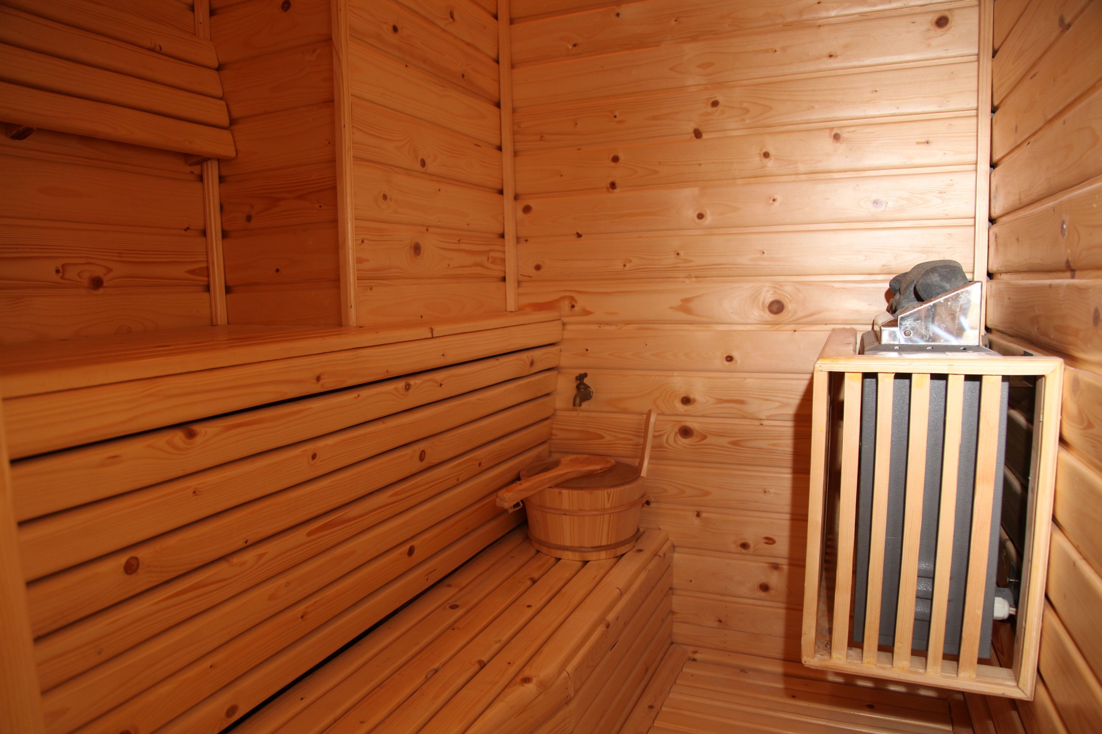 couples treatment room(s)