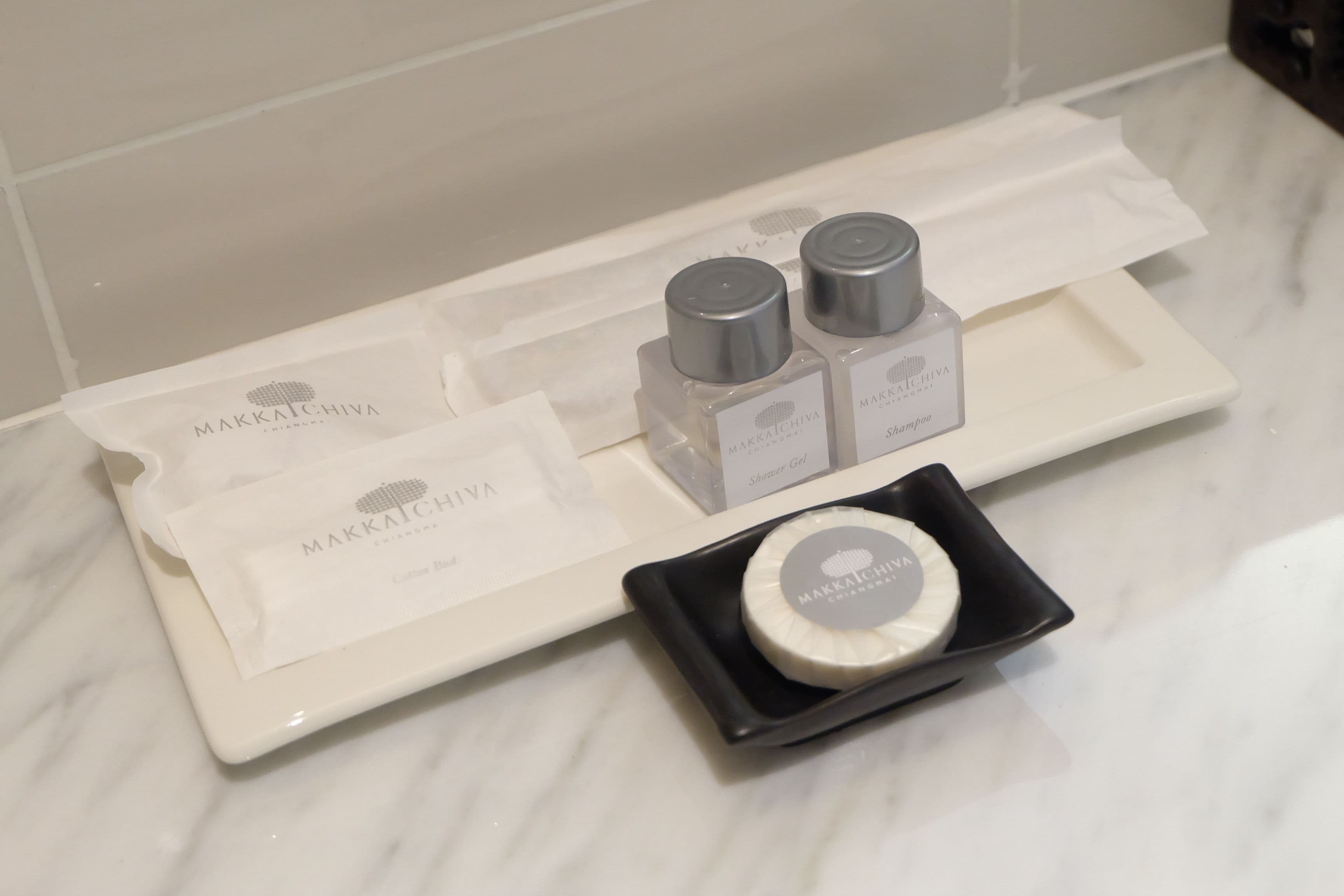 premier room | bathroom amenities | shower, rainfall showerhead, free toiletries, hair dryer