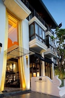 Fachada de la propiedad