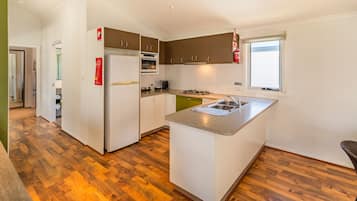 Villa Supérieure, en bord de lac | Cuisine privée