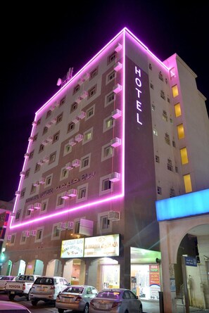 Exterior - Khalifa Tower Hotel Apartments (Al Jubail)