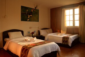 Deluxe Double or Twin Room, Pool View