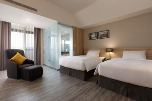 Deluxe Twin Room, Balcony, Tower | Premium bedding, down comforters, in-room safe, desk - The HO Hotel (Hsinchu)
