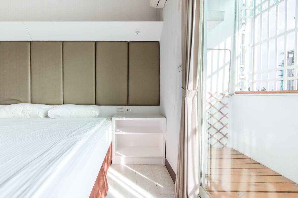 Standard Double Room, Balcony | Desk, soundproofing, rollaway beds, free WiFi