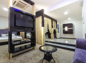 ห้องสวีท | 1 ห้องนอน, ตู้นิรภัยในห้องพัก, โต๊ะทำงาน, เตารีด/โต๊ะรีดผ้า