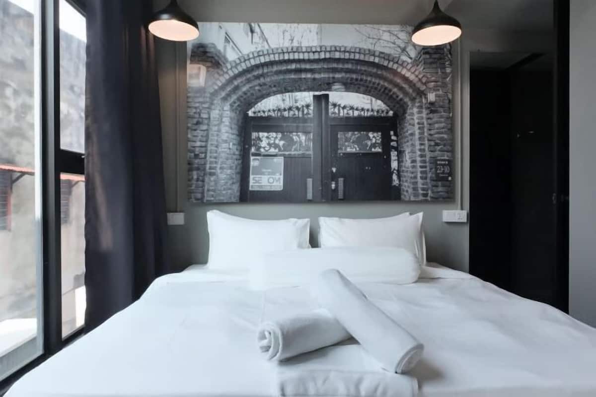 In-room safe, iron/ironing board, free WiFi, bed sheets