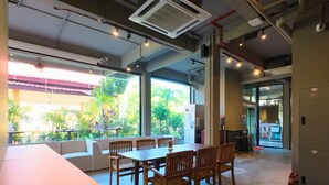 Unclassified image, 3 of 144, button - Rucksack Inn Premium Melaka (Malacca City)