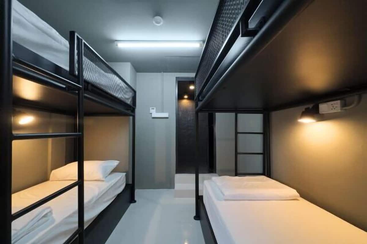 In-room safe, iron/ironing board, free WiFi, bed sheets