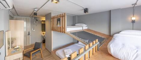 Caja de seguridad en la habitación, cortinas blackout y wifi gratis