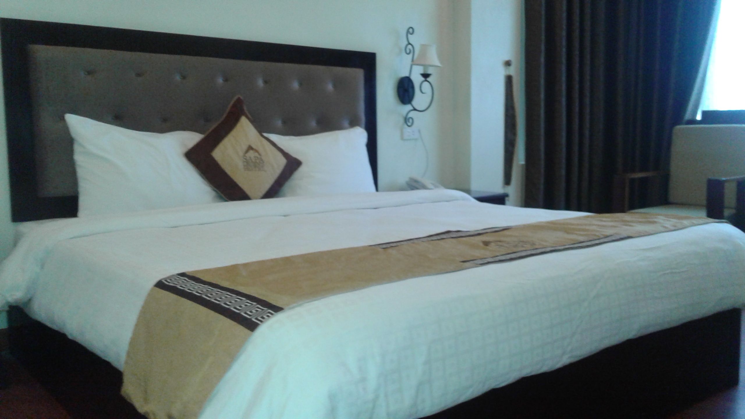 superior triple room, multiple beds | minibar, in-room safe, desk, blackout curtains