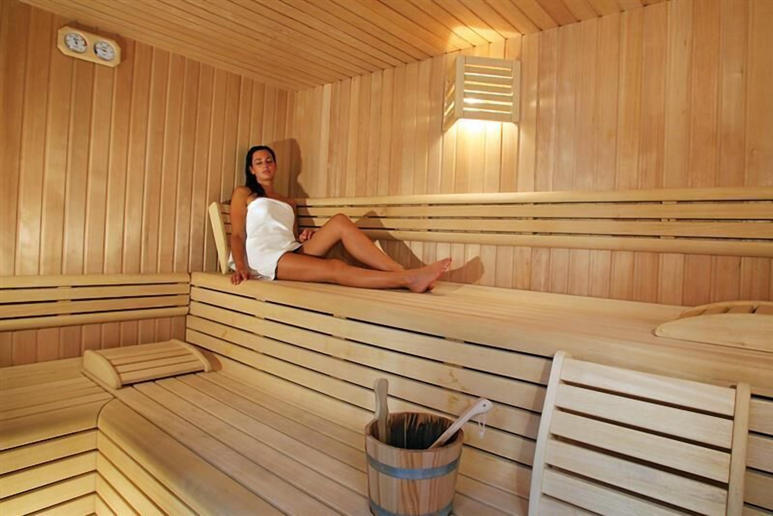 sauna, hot tub, steam room, body treatments, facials