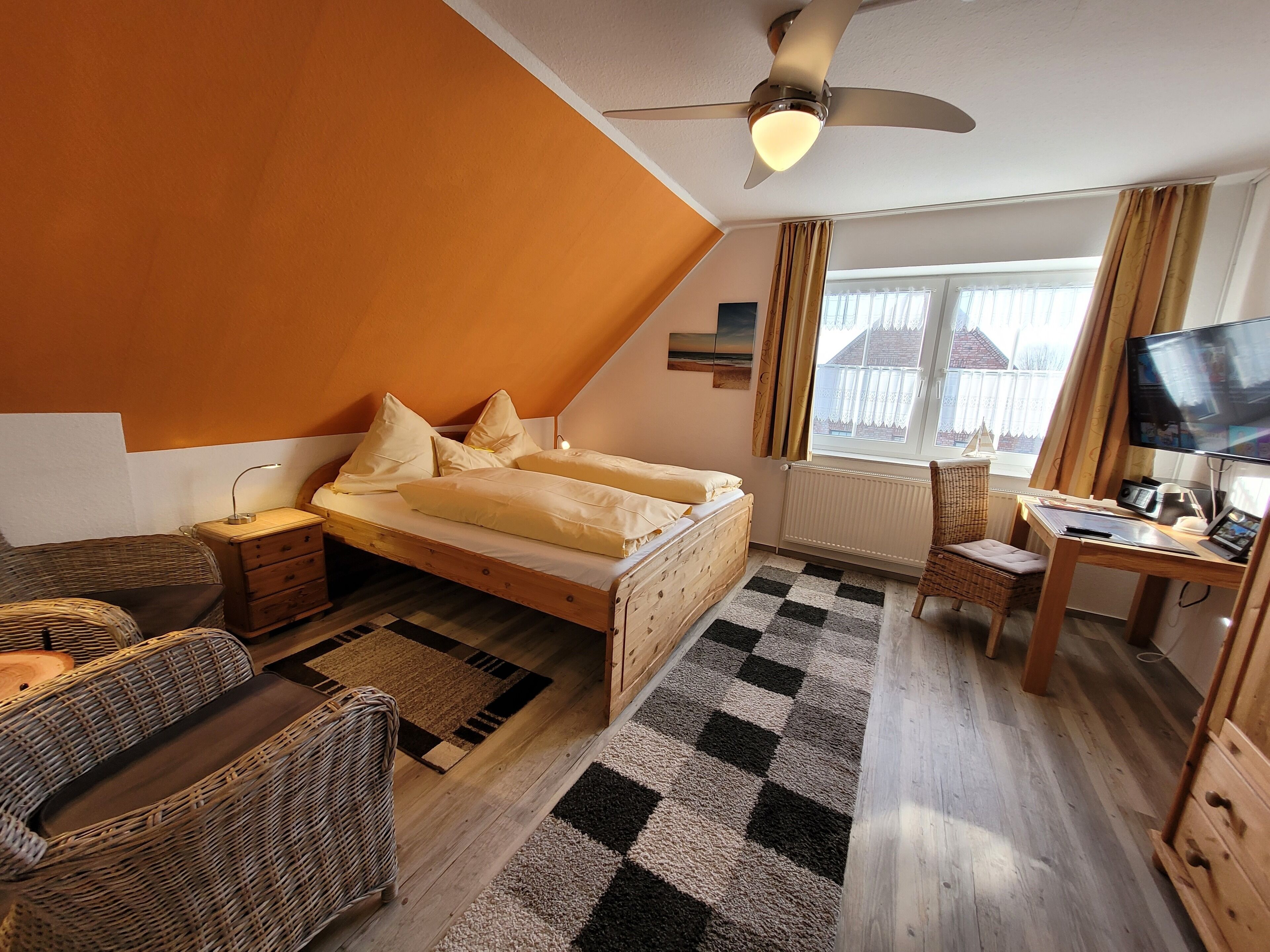 comfort double room, 1 bedroom | desk, rollaway beds, free wifi