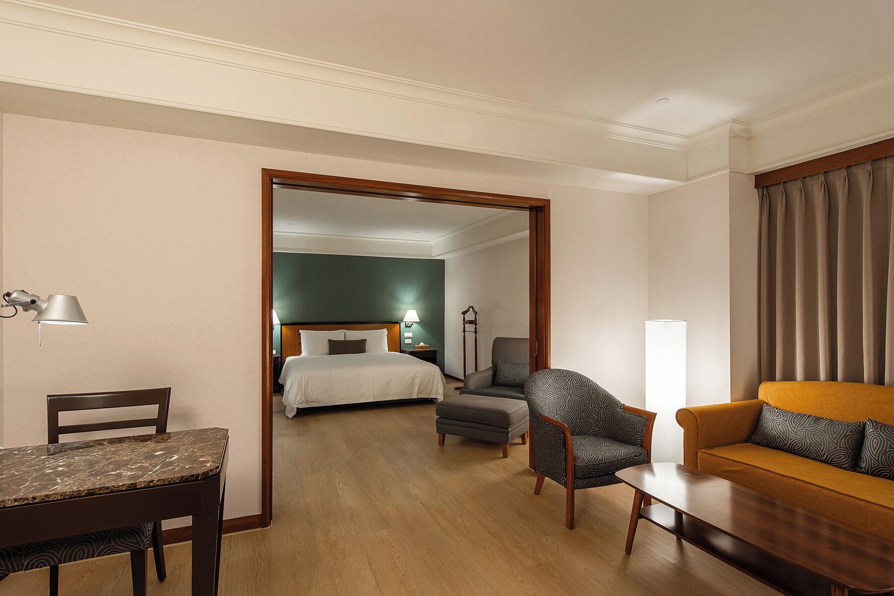 classic suite | 1 bedroom, down duvets, in-room safe, desk