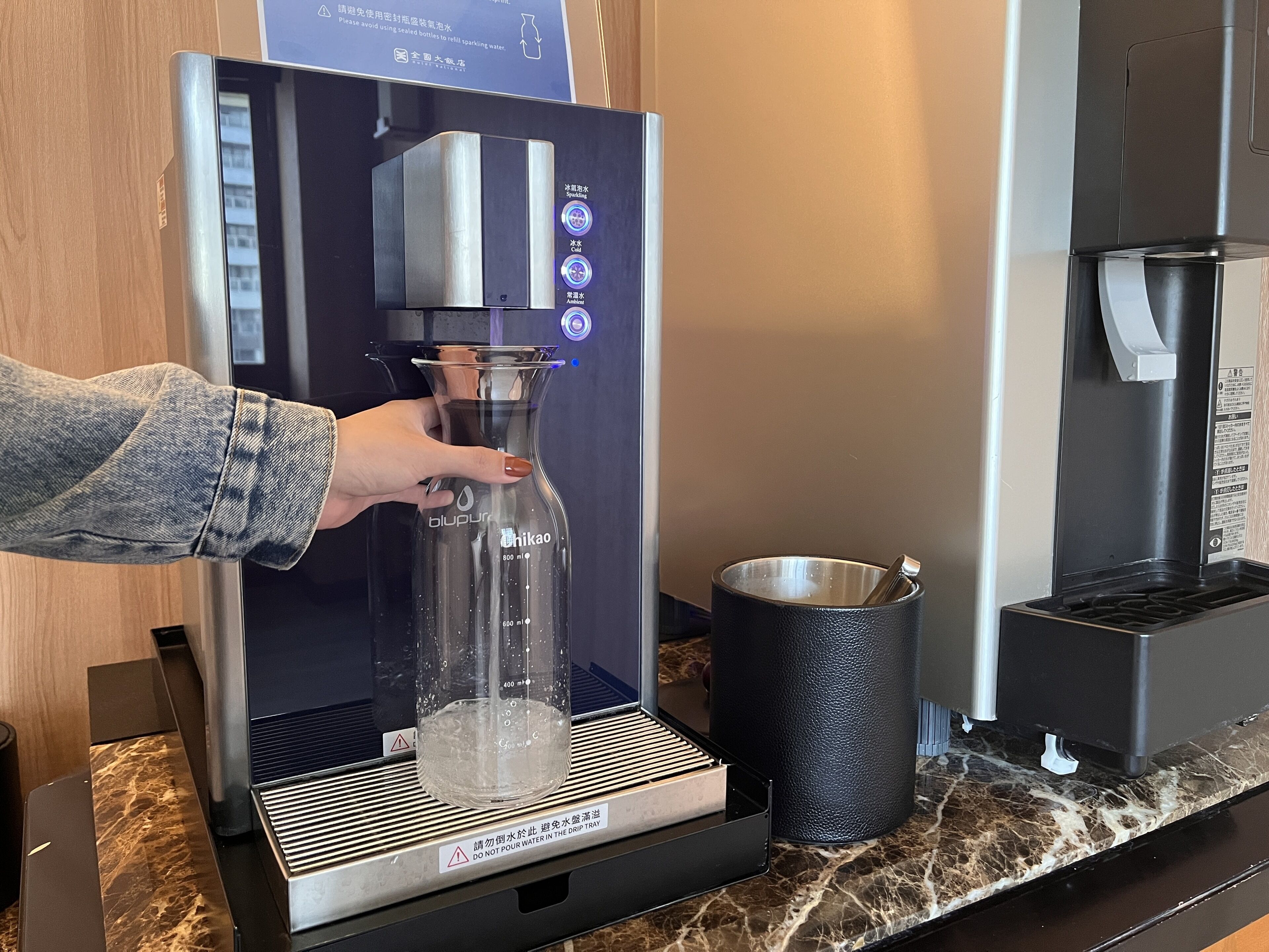 1 bedroom, down duvets, in-room safe, desk