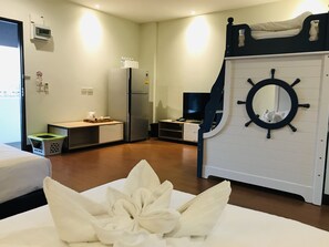 Family Suite (with Bunk Bed)