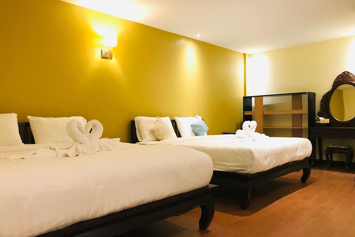 Deluxe Family Suite 6-Pax (with Bunk Bed)