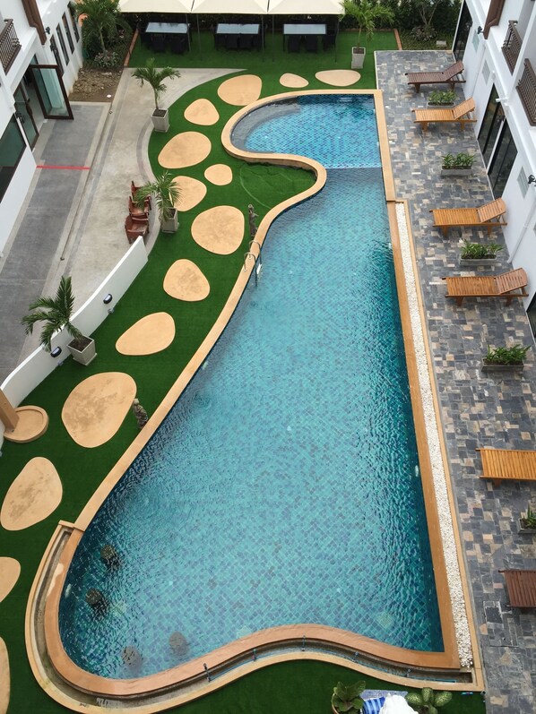 Outdoor pool, sun loungers