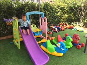 Children's play area - outdoor